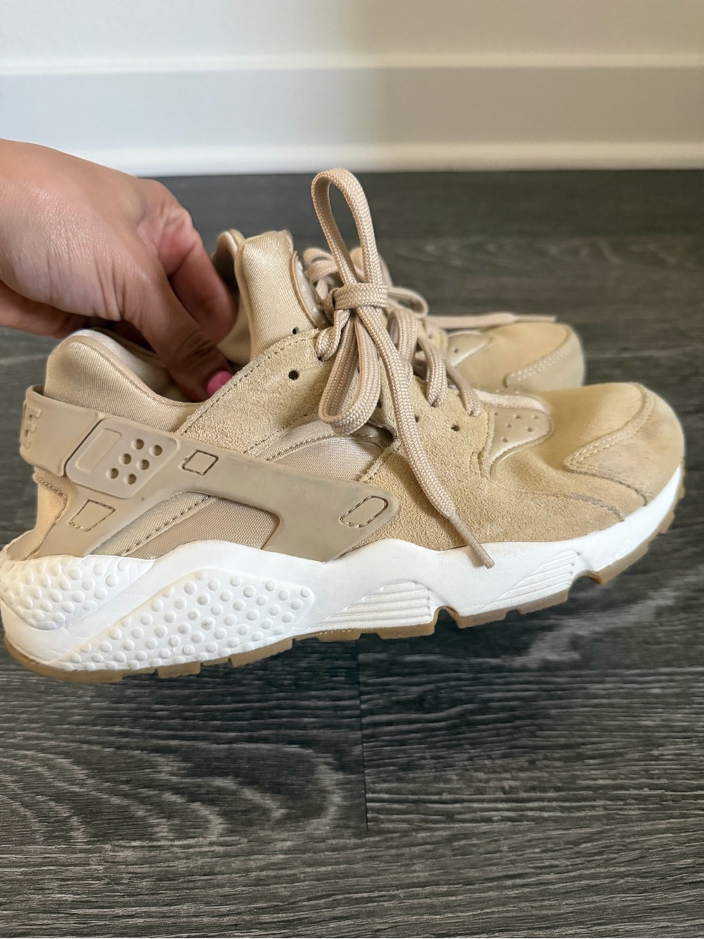 Nike Wmns Air Huarache Run SD 'Mushroom' - Picture 9 of 16